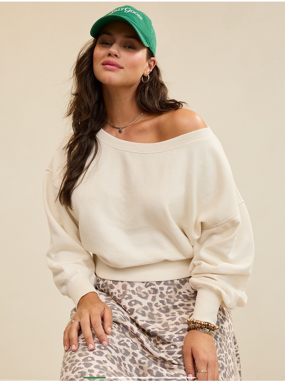 AERIE Ivory Off The Shoulder Sweatshirt In Sz Medium